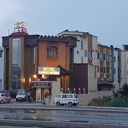 Hotel Ganges Rivera Haridvár Kültér fotó