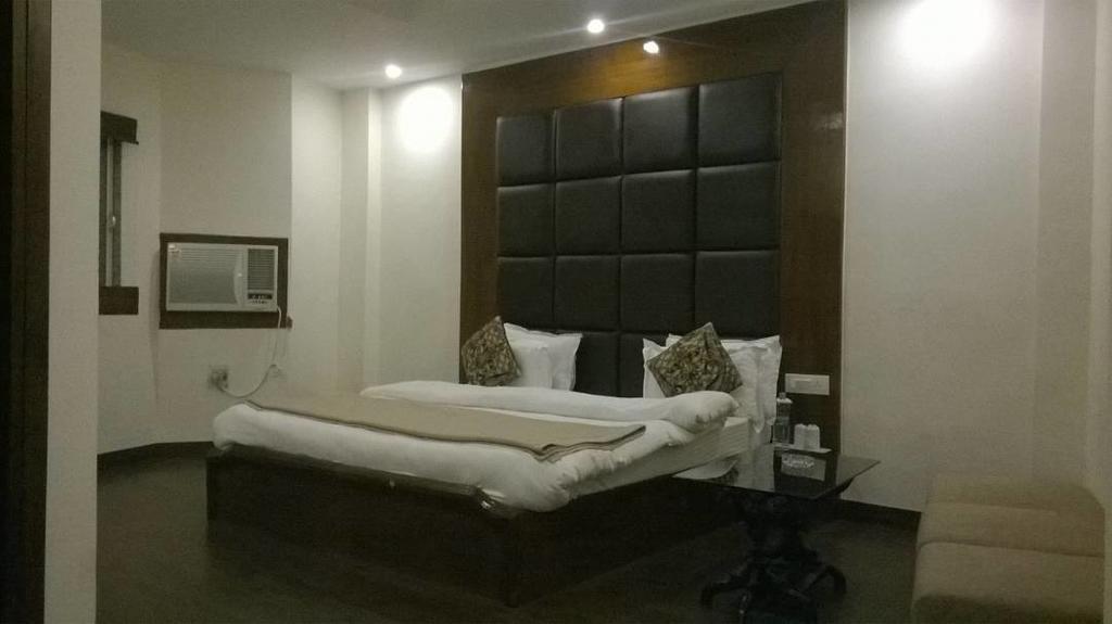 Hotel Ganges Rivera Haridvár Kültér fotó