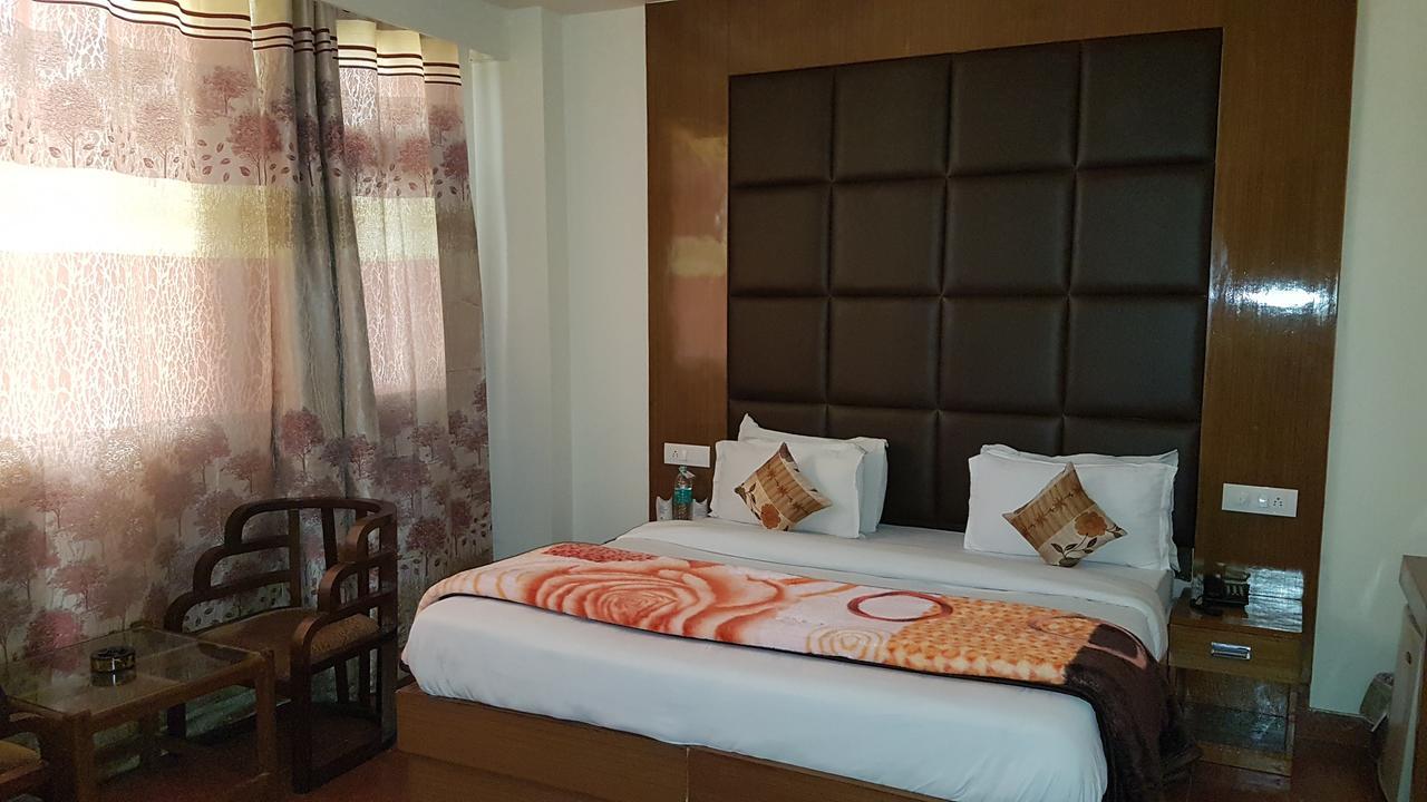Hotel Ganges Rivera Haridvár Kültér fotó